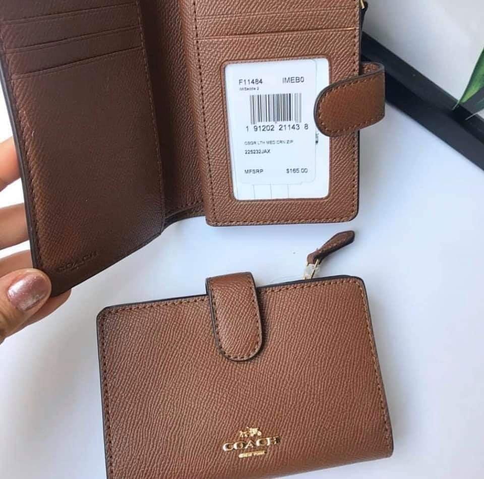 Coach Bifold wallet (original), Luxury, Bags & Wallets on Carousell