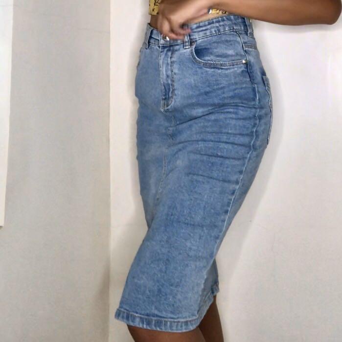 Denim skirt below knee Women s Fashion Bottoms Skirts on Carousell
