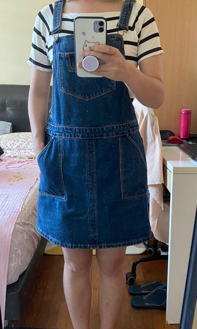 Black strap dress with white t shirt sales