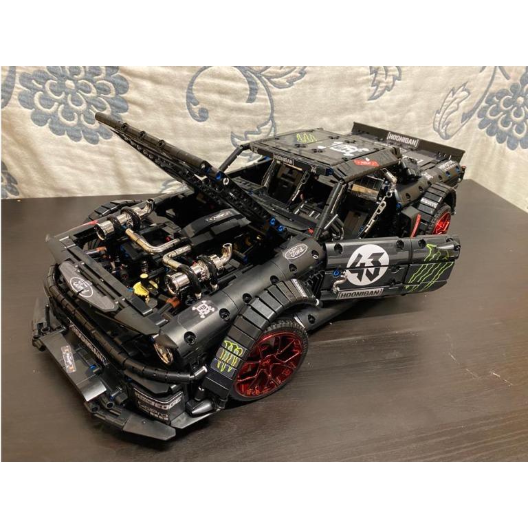 Lego technic ford mustang hoonicorn v2 deals