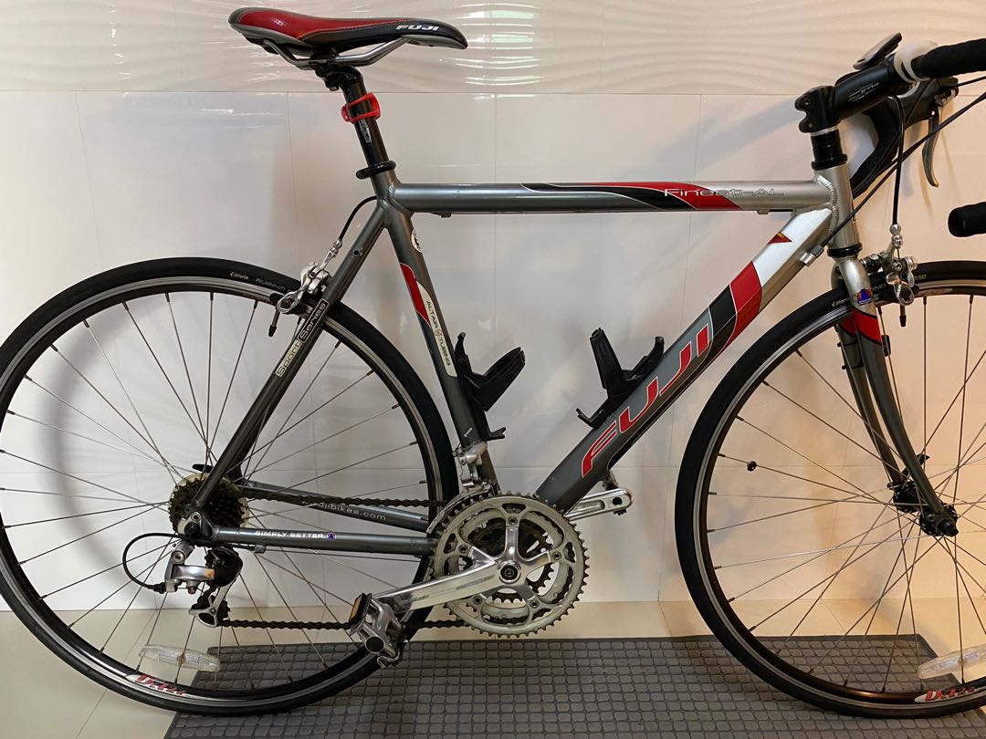Fuji finest al road bike hot sale