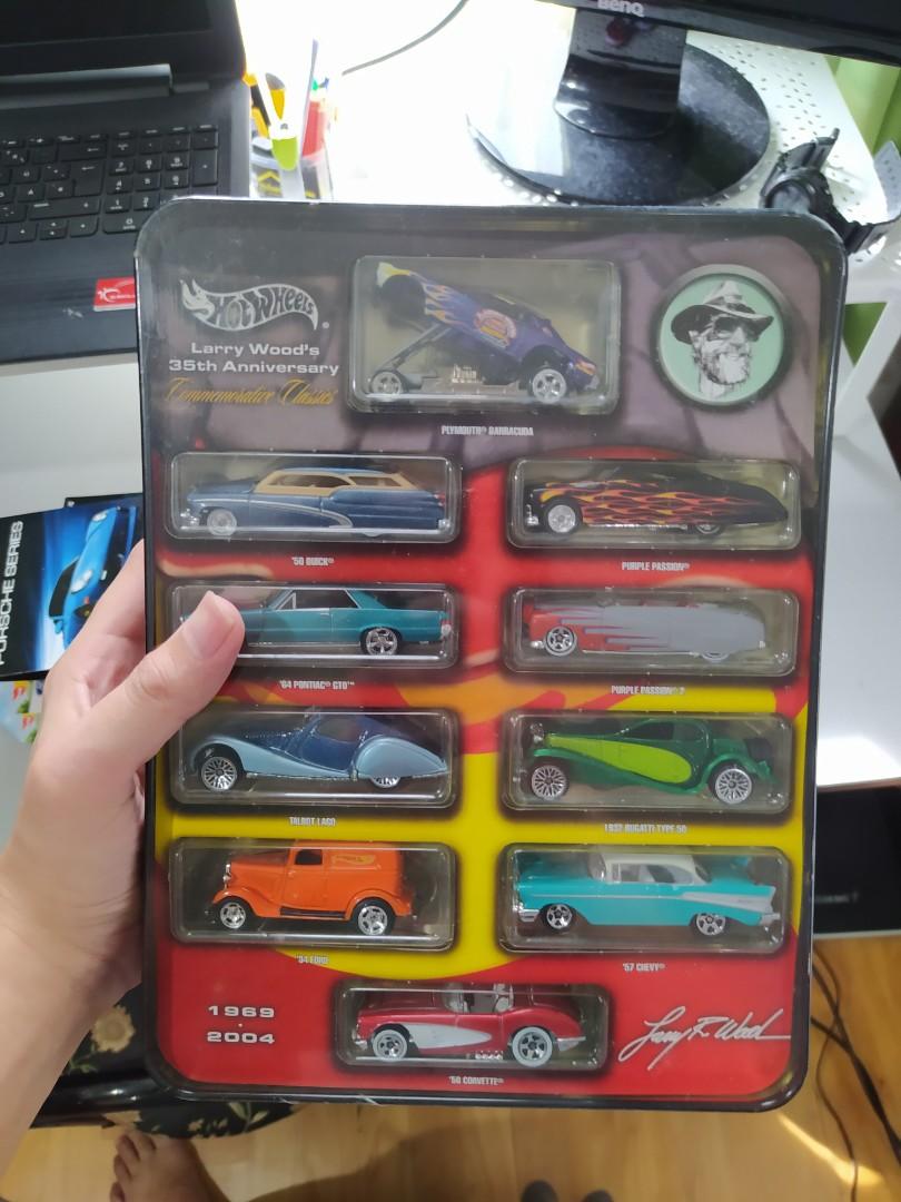 hot wheels larry wood set