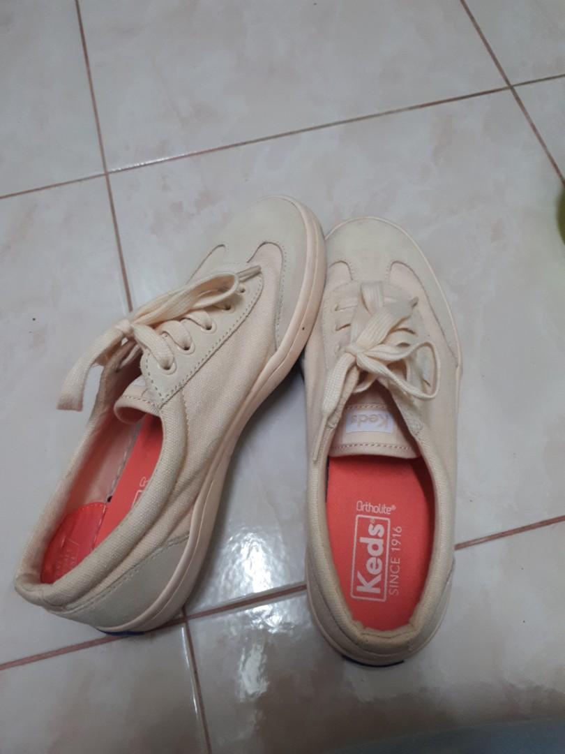 Keds Shoes Women S Fashion Shoes On Carousell