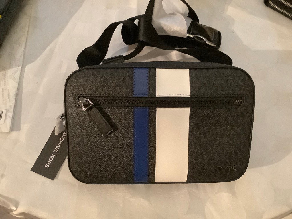 michael kors men sling bag