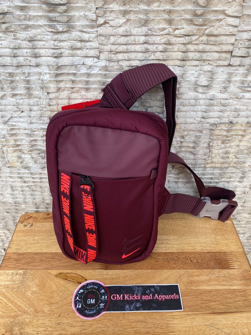 maroon nike bag