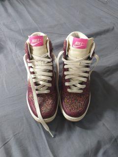 nike dunk sky sd