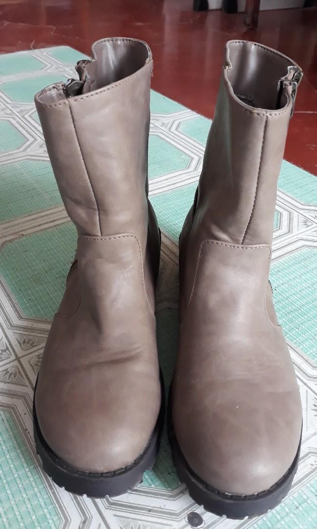 payless woman boots