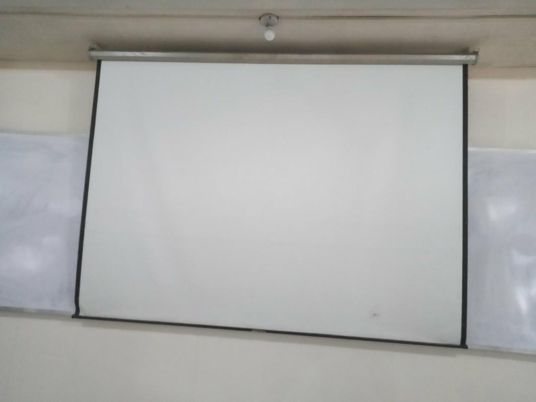 Retractable Projector Screen (Category: Projectors) located in Manila. Submitted by do_888 (Listing ID 1008913443, Image 1). Description: Manual Retractable projector screen. Approx dimensions: 94x67 inches For pick-up only Sampaloc area. For inquiries, please SMS us at 0918.891.8006..