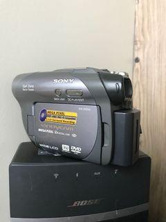 Sony DCR-DVD755 hanycam 12x optical zoom