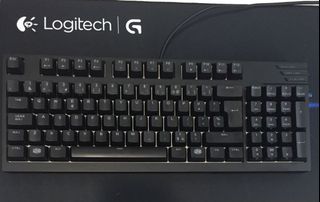 (Category: ) located in . Submitted by ibuyhype (Listing ID 1008718858, Image 1). Description: .