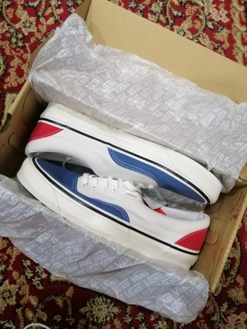 Era discount color block