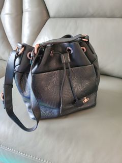 （分類：）位於 。 由 mayee808 提交（商品編號 1008925678，圖片 1）。簡介： 。