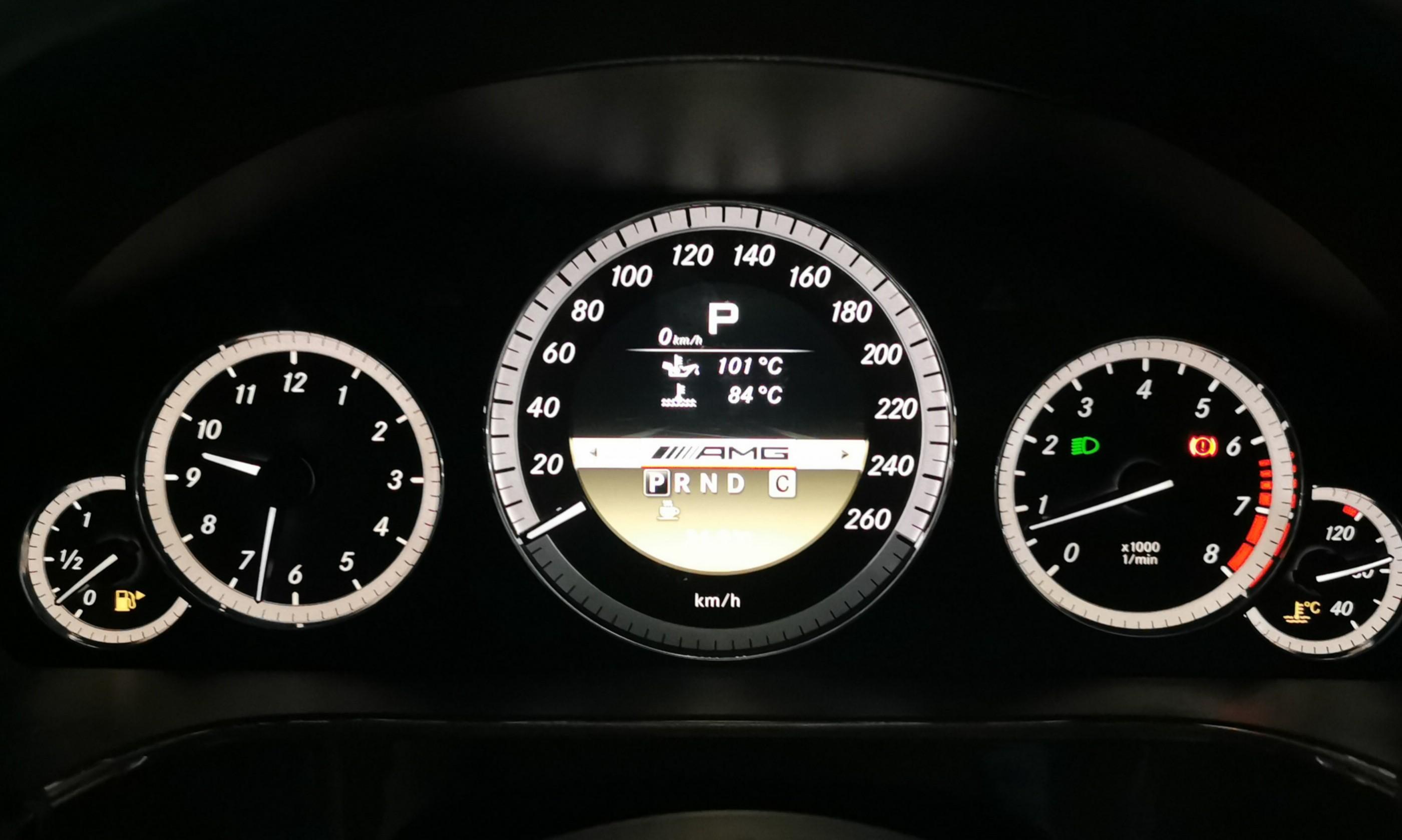 W212 on sale instrument cluster