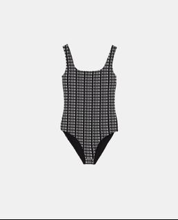(Category: ) located in . Submitted by theposh (Listing ID 1008914657, Image 1). Description: .