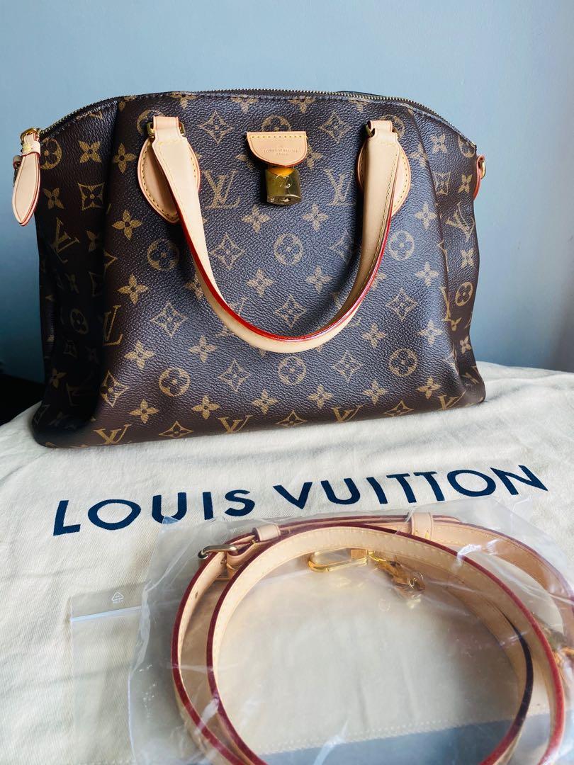 Louis Vuitton Rivoli MM Purse 2019 