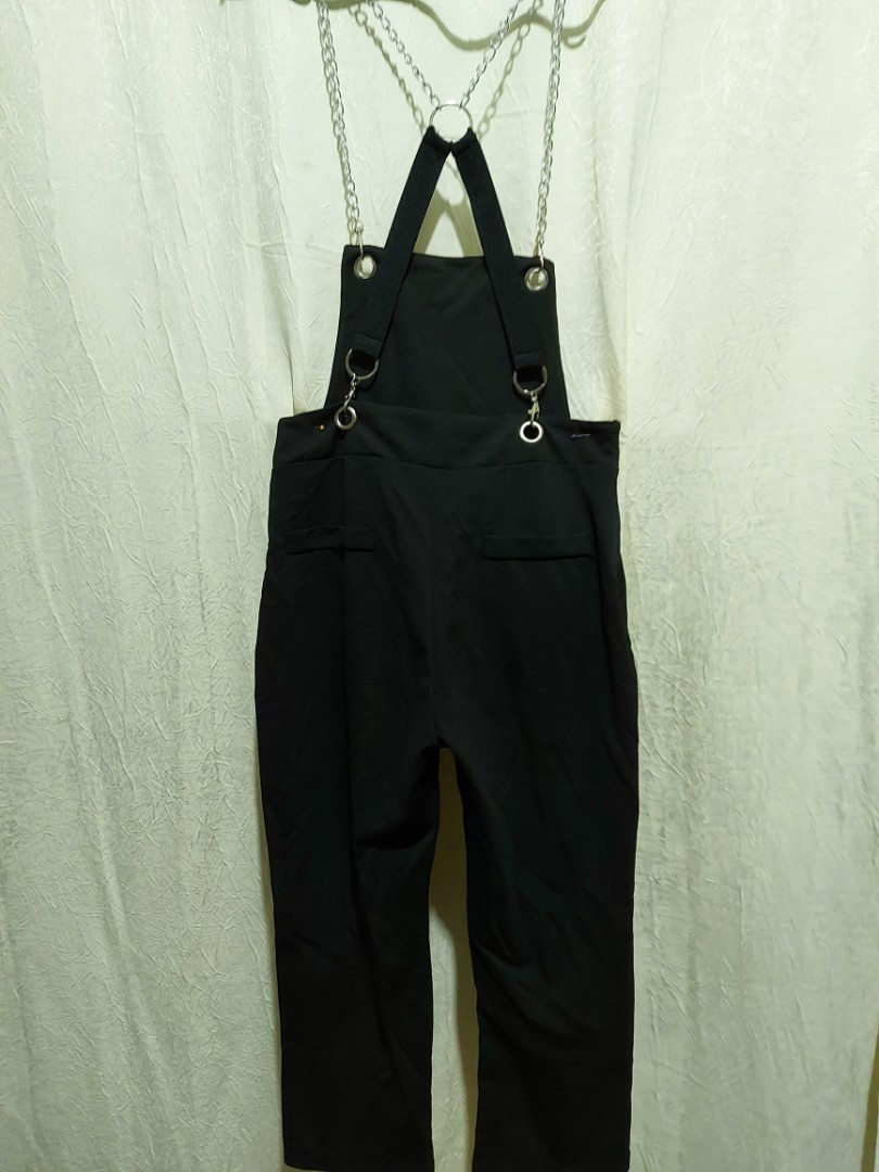 black jumper pants