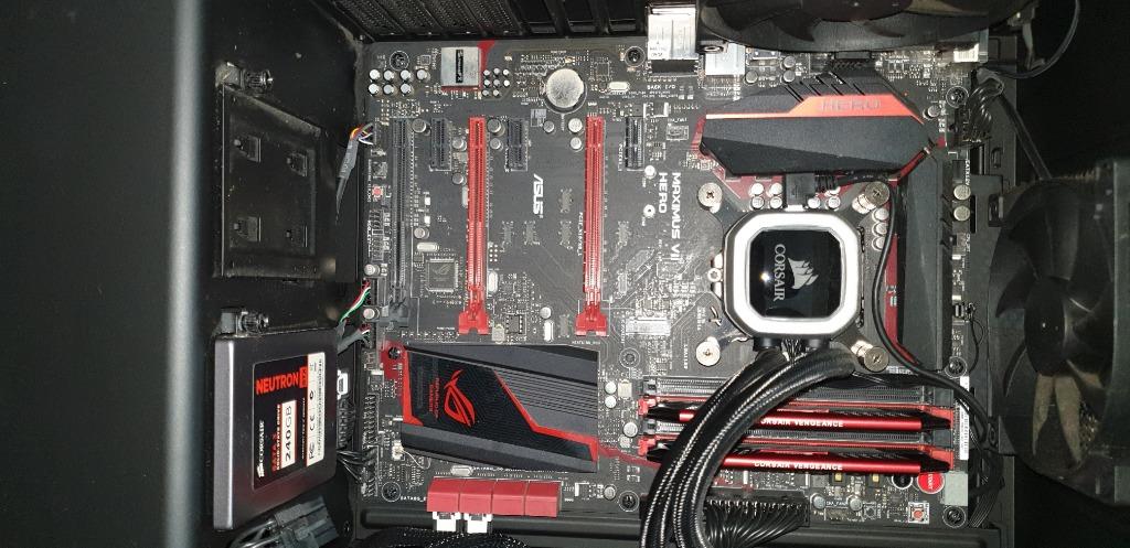 Corsair Vengeance PRO SERIES RAM 16GB 2X8GB DDR3 2133MHZ