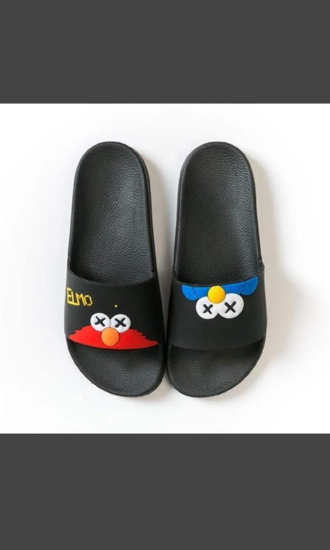 sandal balance elmo