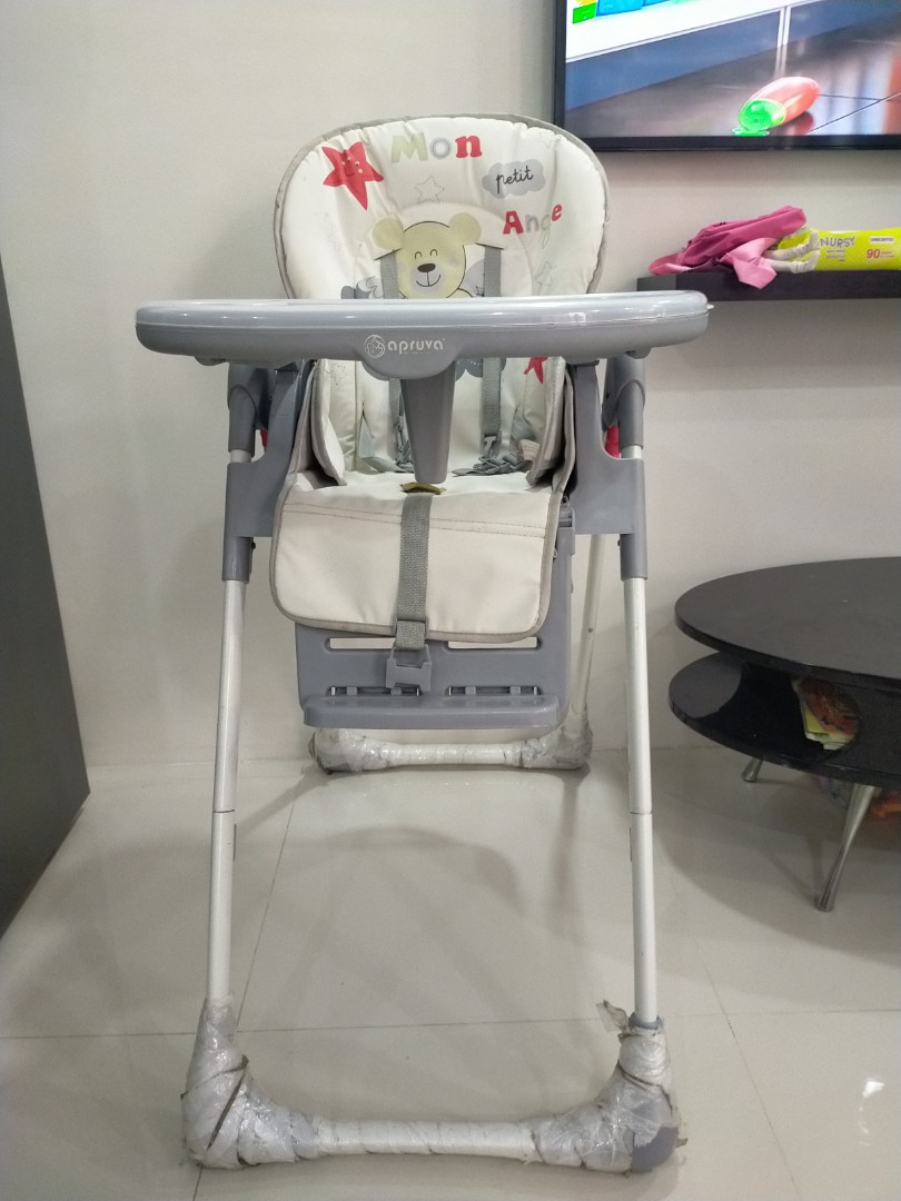 High Chair for babies/toddlers