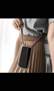(Category: ) located in . Submitted by clearmywardrobex_ (Listing ID 1009215023, Image 1). Description: .