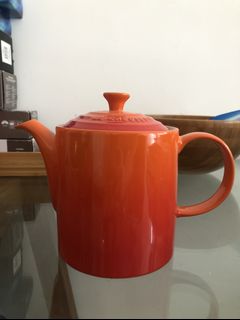 （分類：）位於 。 由 apparelforwork 提交（商品編號 1009277550，圖片 1）。簡介： 。