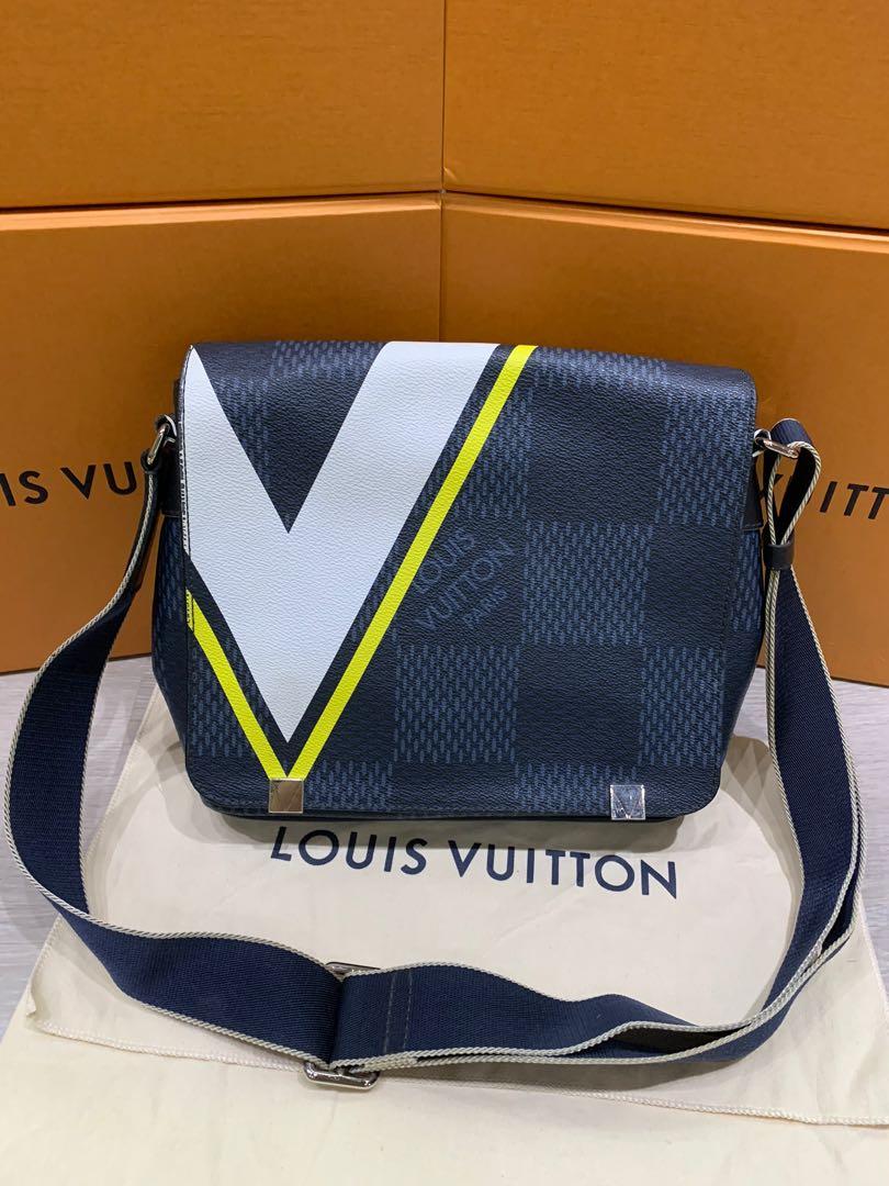 LOUIS VUITTON Louis Vuitton Damier Latitude District MM NM 2017 America's  Cup Limited Shoulder Bag N44004 Cobalt Leather Navy Series Silver Hardware  Messenger