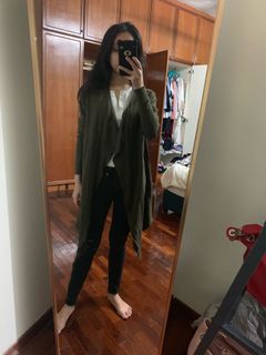 (Category: ) located in . Submitted by preloved_wardrobe (Listing ID 1009239116, Image 1). Description: .