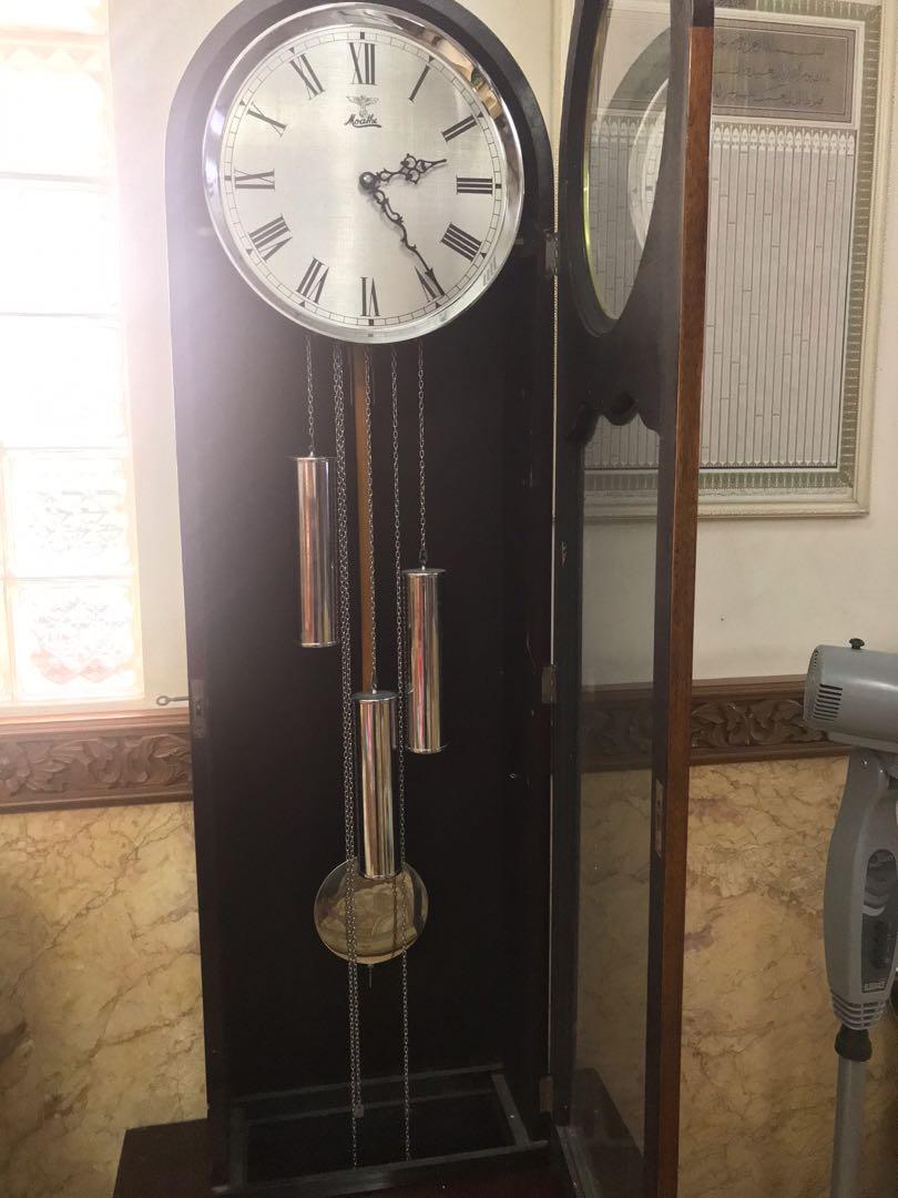 Moathe Moathe Grandfather clock, Men's Fashion, Watches & Accessories, Jewelry ...