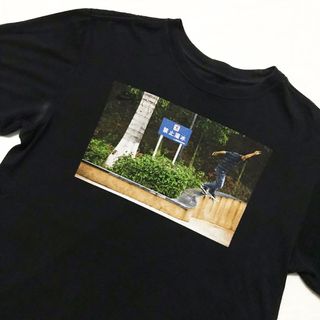 (Category: ) located in . Submitted by dope_wardrobe (Listing ID 1009225232, Image 1). Description: .