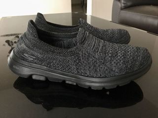 (Category: ) located in . Submitted by ekaaaaaaaa (Listing ID 1009086797, Image 1). Description: .