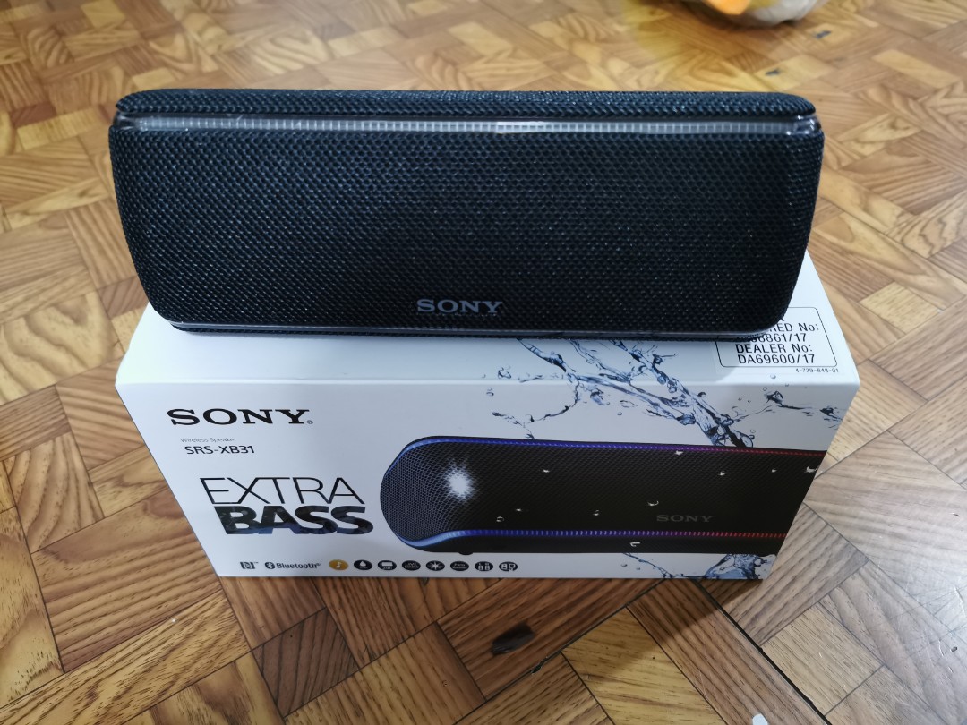 sony xb31 watts