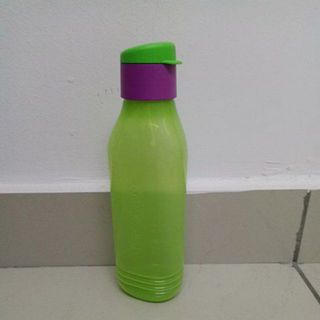 (Category: ) located in . Submitted by souritupperware (Listing ID 1009102573, Image 1). Description: .
