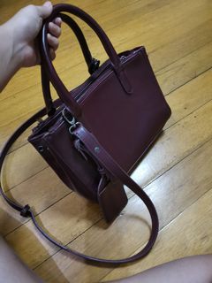 (Category: ) located in . Submitted by loving_preloved_items (Listing ID 1009247885, Image 1). Description: .
