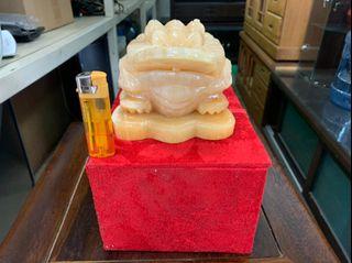 東鼎二手家具【全館自取價】黃玉招財進寶三腳蟾蜍*風水*玉*藝品