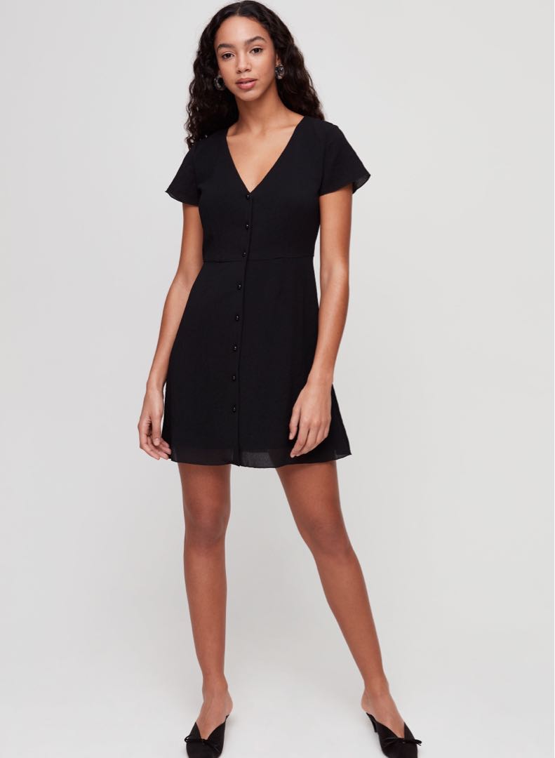 Aritzia Wilfred Nazaire Dress Women s Fashion Clothes on Carousell