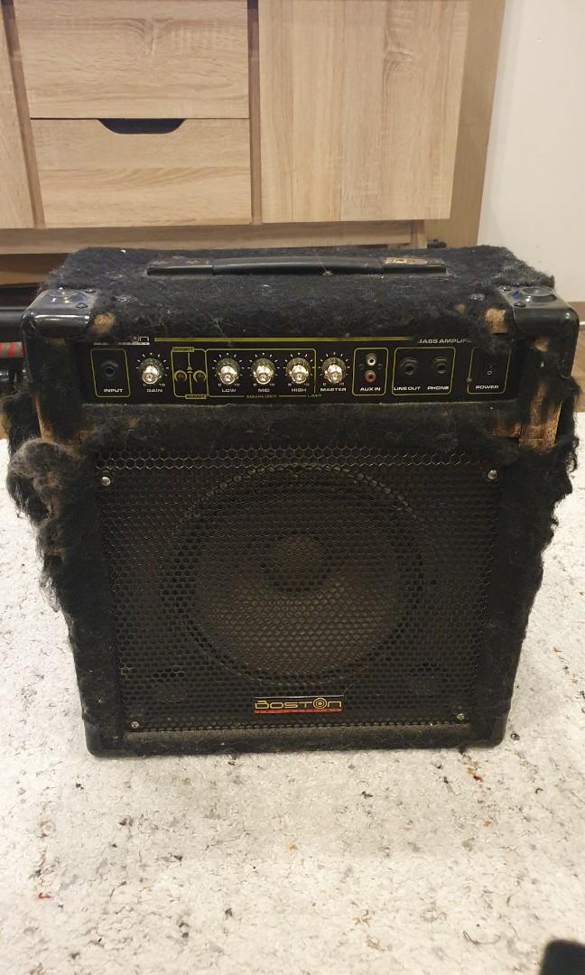 Bass Amplifier - Boston BP35 - 35W