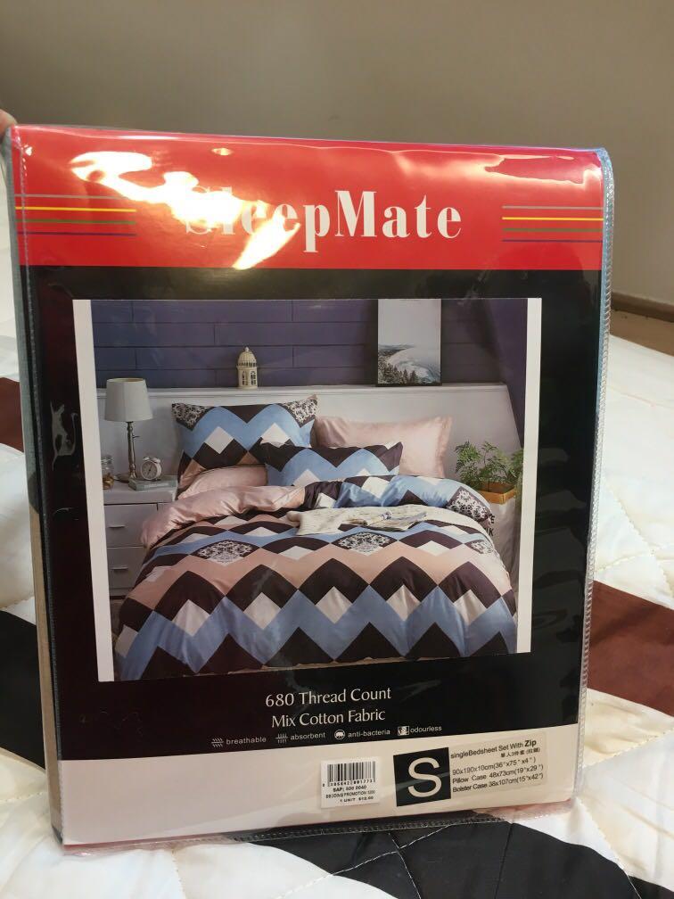 Bedsheet (BINB) (Category: Everything Else) located in Singapore. Submitted by happymommie (Listing ID 1009419873, Image 1). Description: Each $8 Take 2 for $15 Size : Single Material mix cotton With zip Price excluding postage .