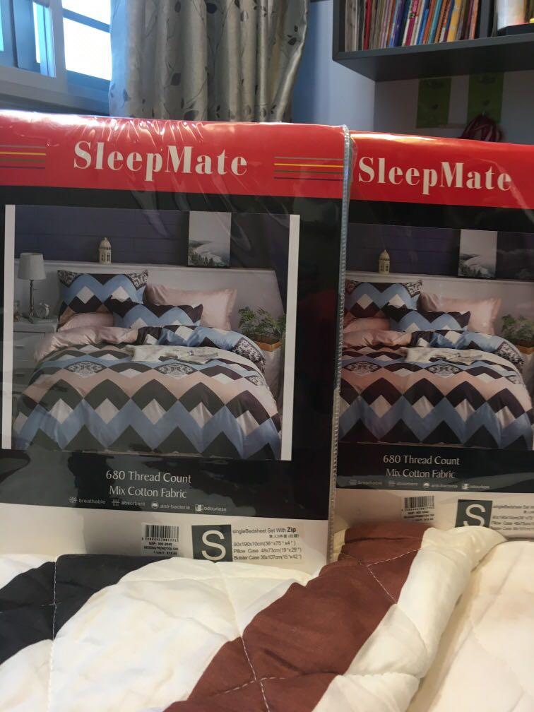Bedsheet (BINB) (Category: Everything Else) located in Singapore. Submitted by happymommie (Listing ID 1009419873, Image 2). Description: Each $8 Take 2 for $15 Size : Single Material mix cotton With zip Price excluding postage .