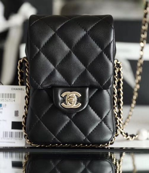 Chanel hp pouch outlet