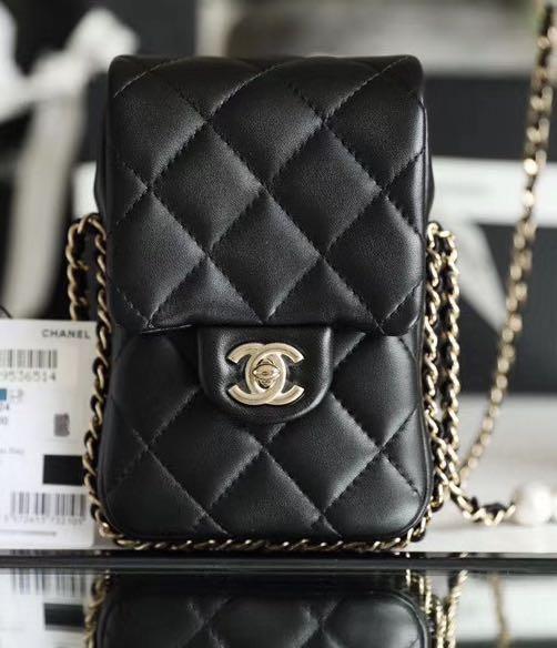 Chanel hot sale hp pouch