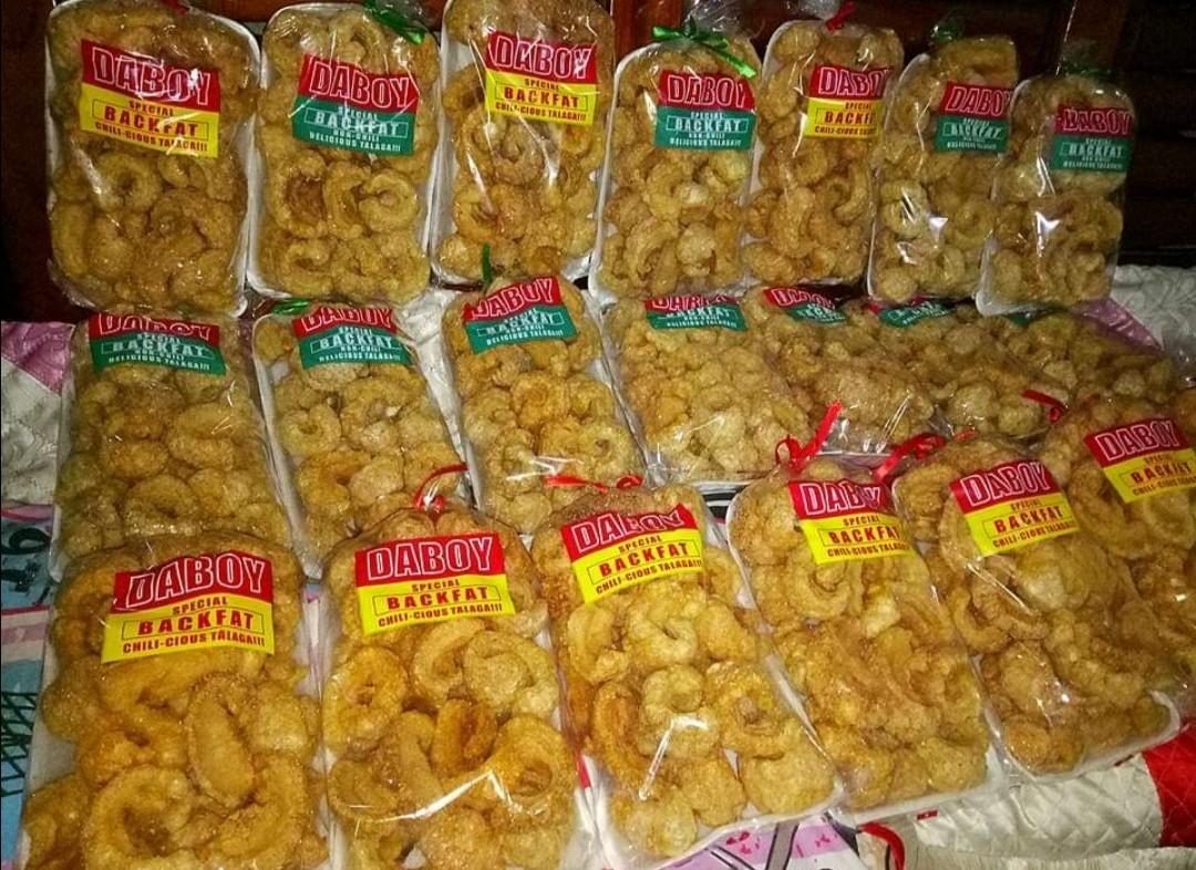 Daboy Backfat Chicharon (Category: Local Eats) located in Bulacan. Submitted by bellespreloveditems (Listing ID 1009404552, Image 2). Description: 📝Pre order 📝7-10days process 📝Payment first (Via Gcash, Bank transfer and paymaya) 📝Shipping via LBC or J&T.