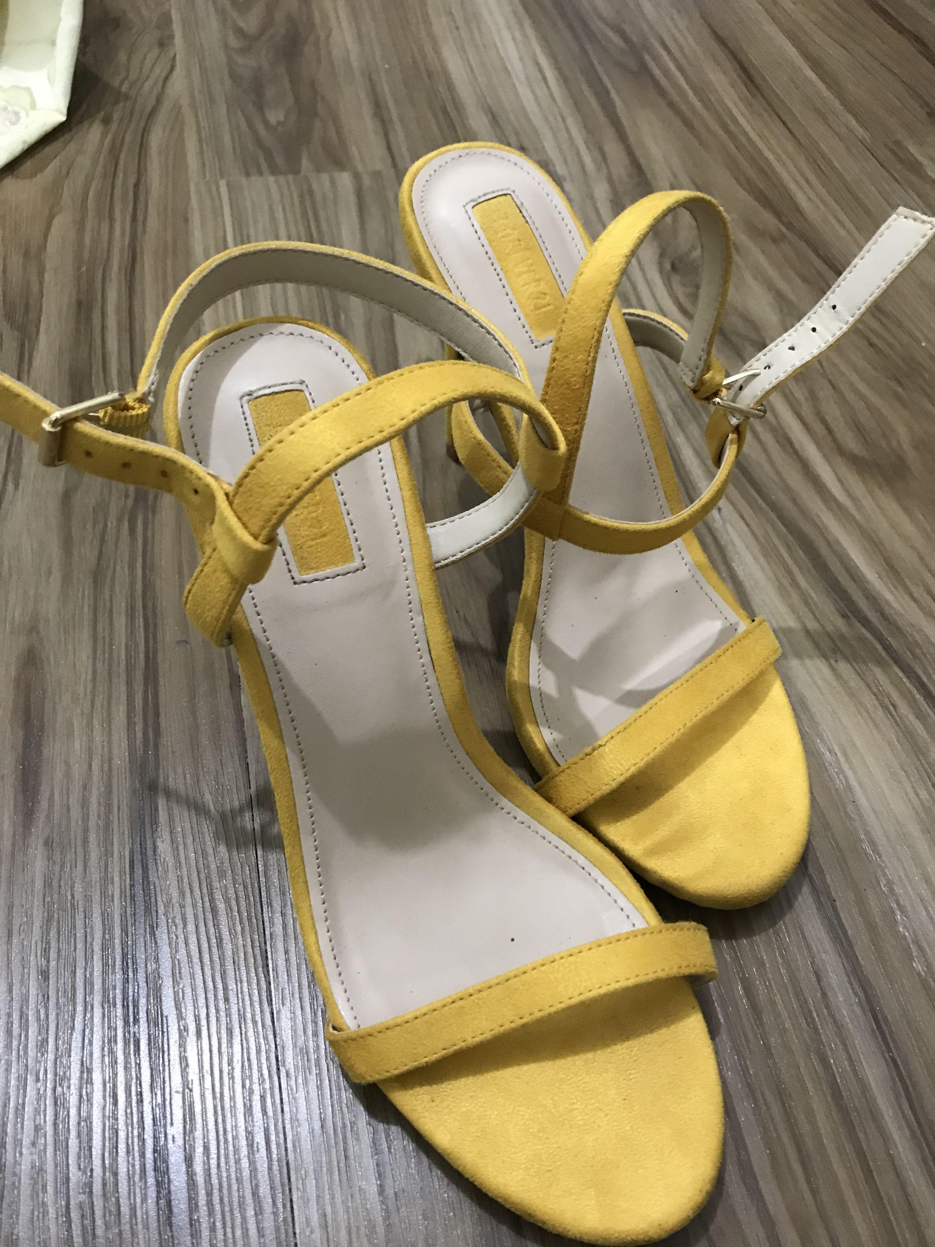 yellow heels forever 21
