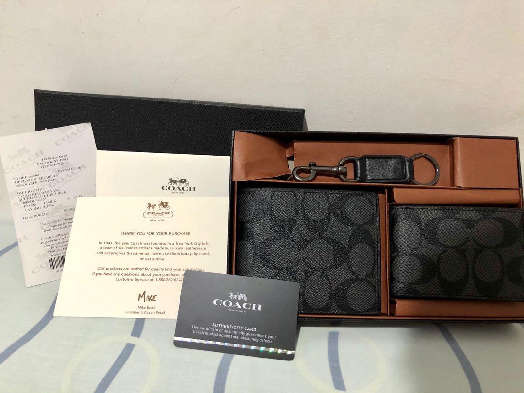 Hasil Menang Bid Coach Men Wallet Gift Set Signature Black Fesyen Pria Tas Dompet Dompet Di Carousell Hasil Menang Bid Coach Men Wallet Gift Set Signature Black Fesyen Pria Tas Dompet Dompet Di Carousell