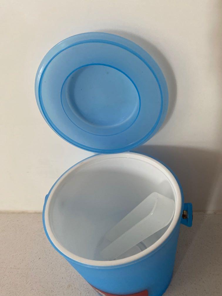 Ice bucket ice cooler bag KFC, Furniture & Home Living, Kitchenware