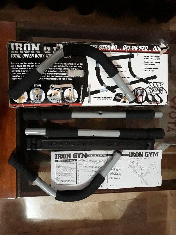 Iron Gym Total Upper Body Workout Bar, Sports Equipment, Exercise