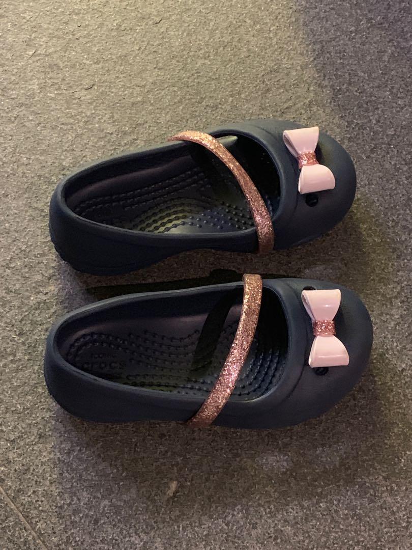 crocs lina charm flat