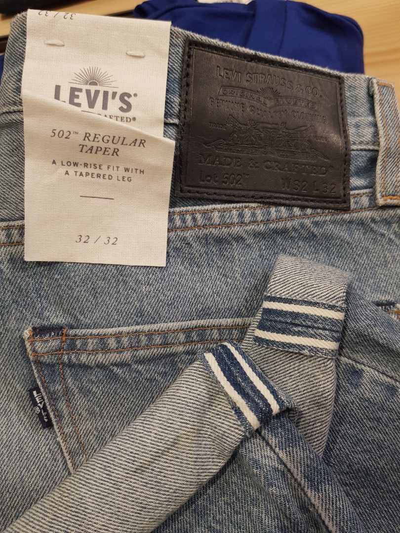 Levis 502 selvedge, Fesyen Pria, Pakaian , Bawahan di Carousell