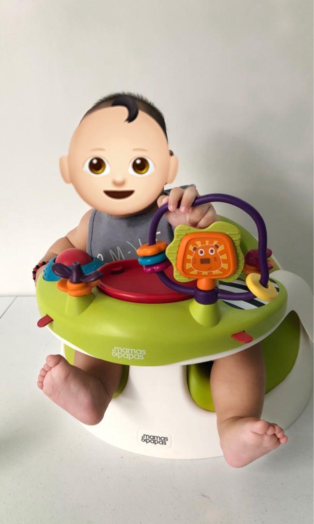 booster seat with activity tray