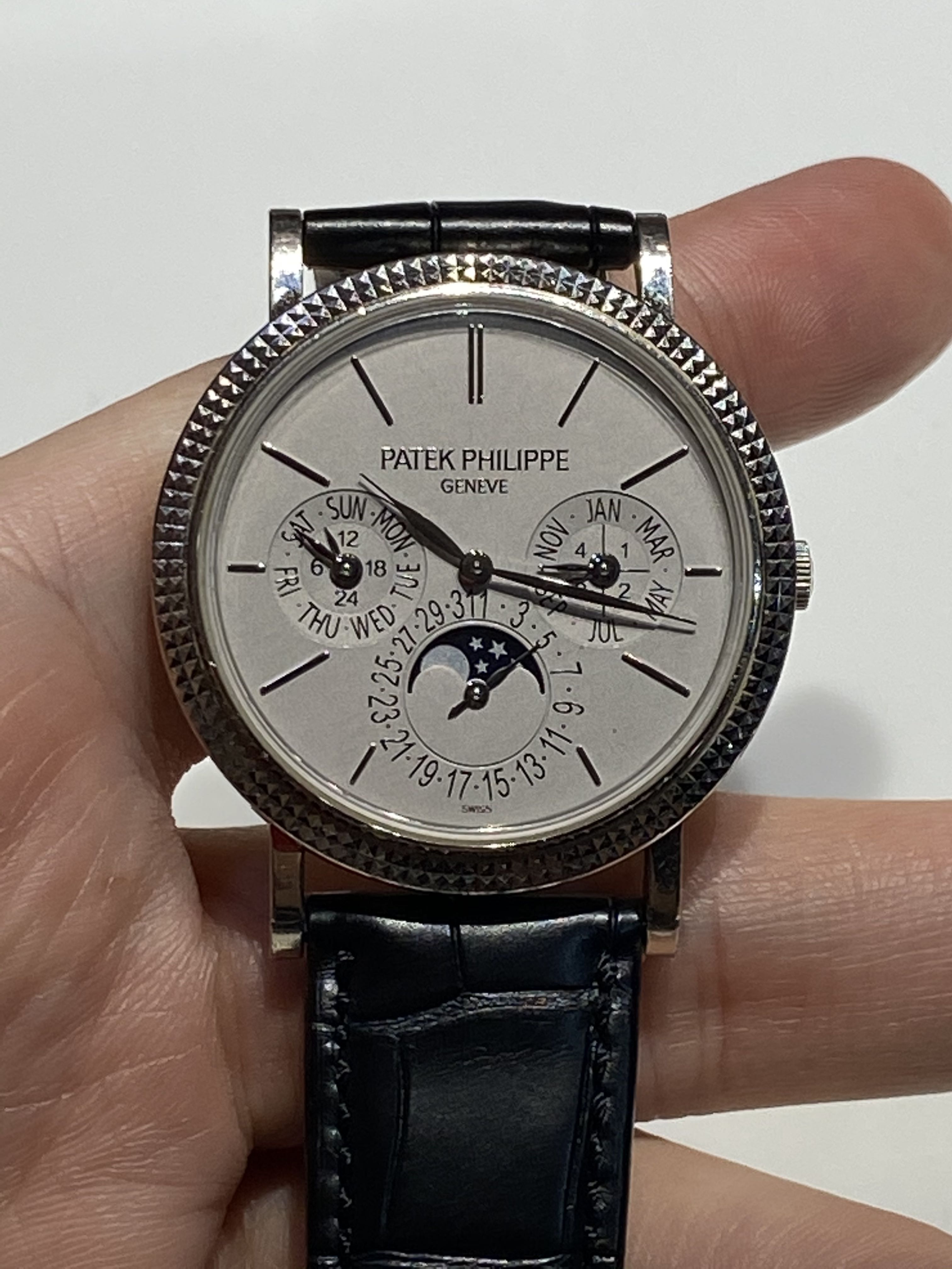 Patek Philippe perpetual calendar 5139g Luxury Watches on