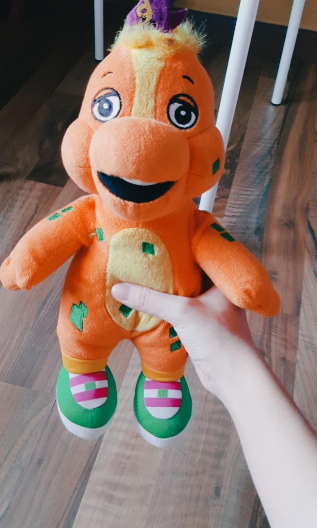 Barney deals riff plush